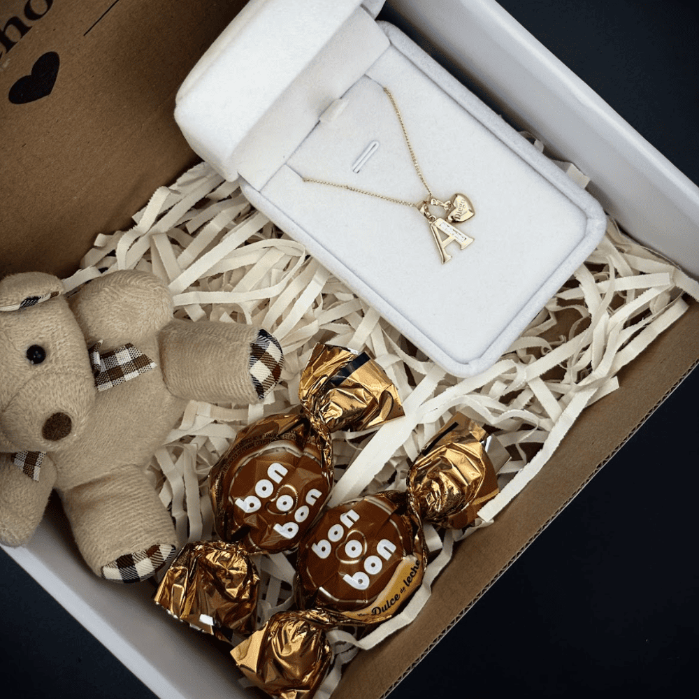 Collar Inicial con Corazón